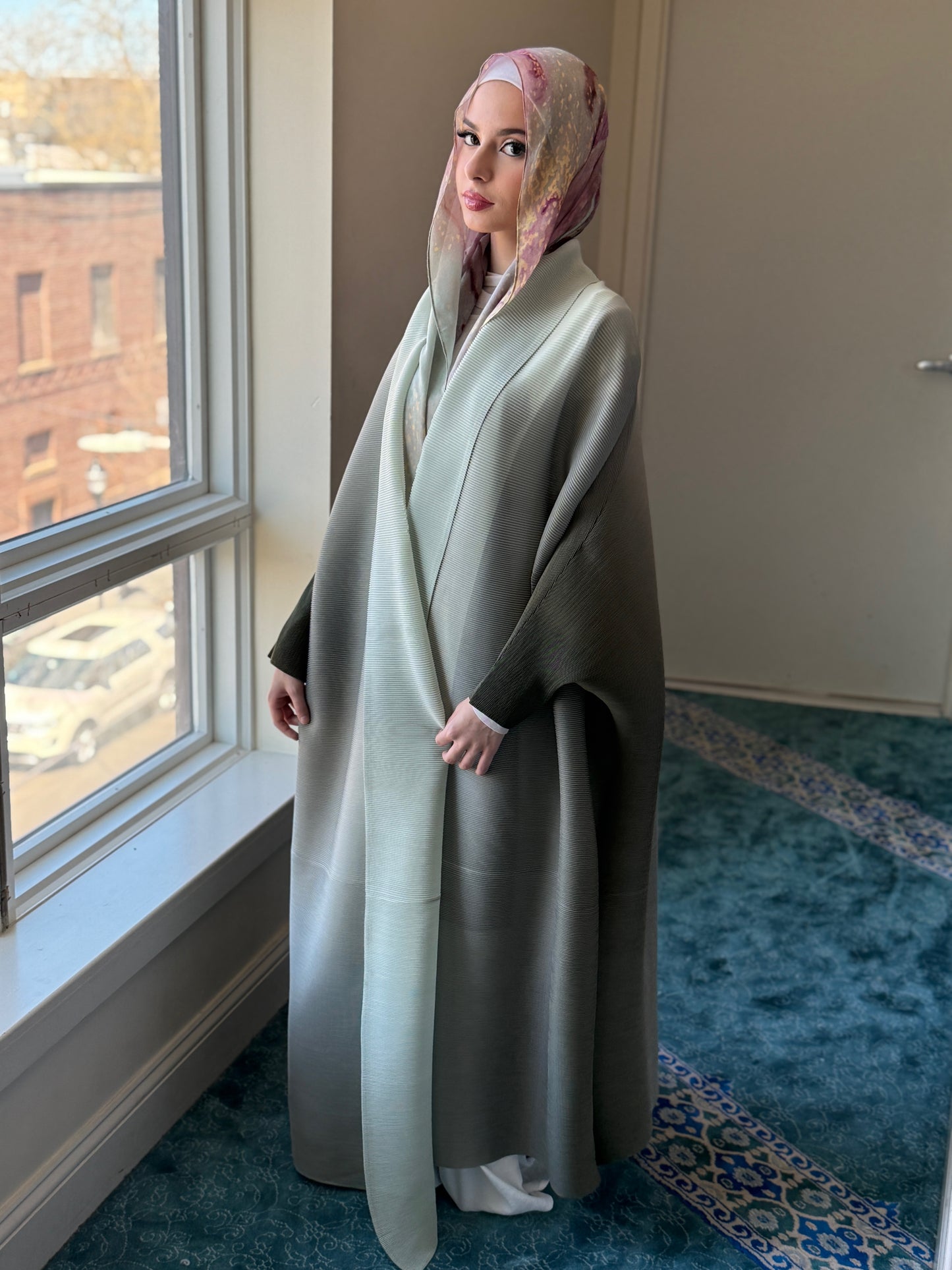 Qatari Abaya