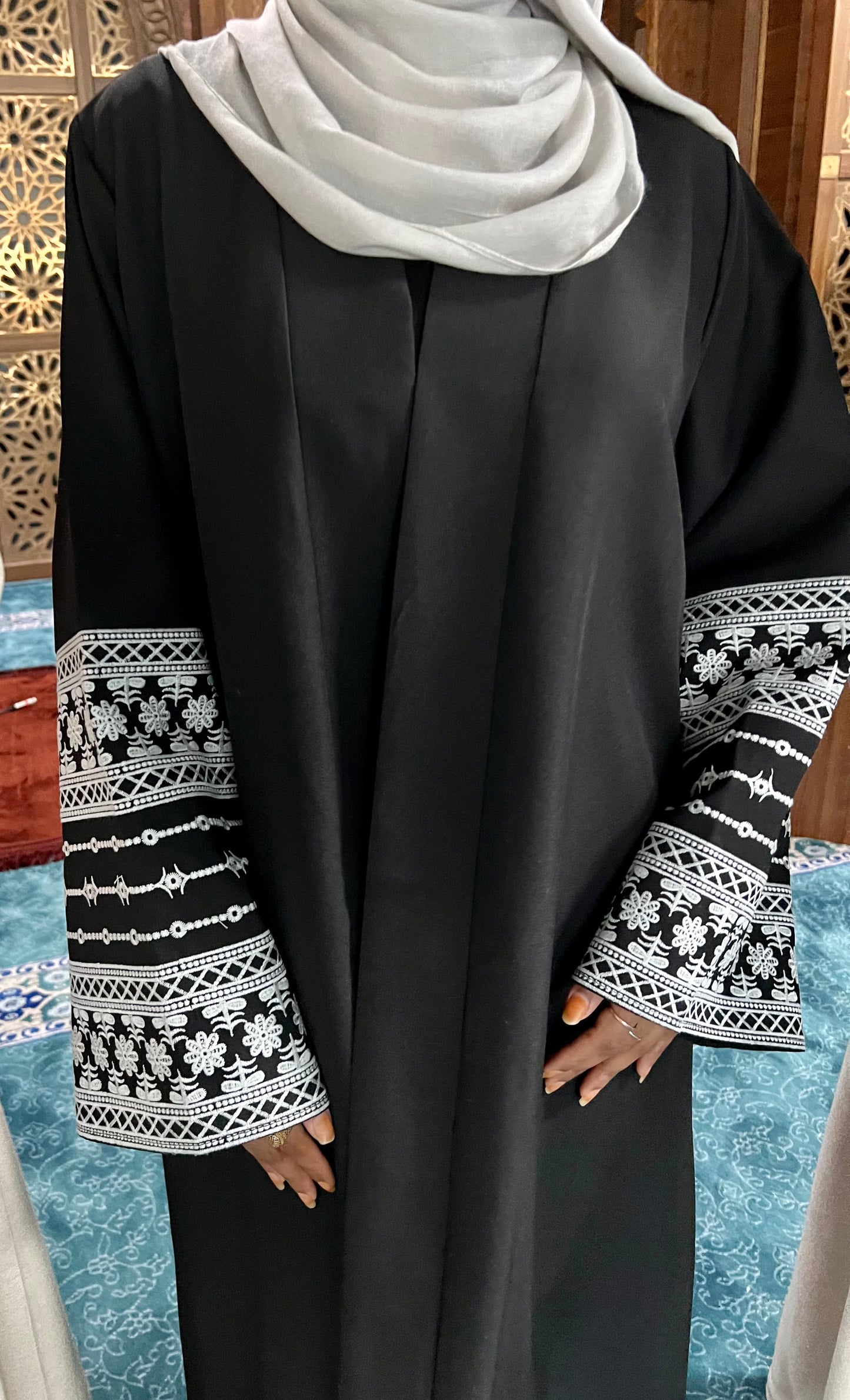Layla Abaya