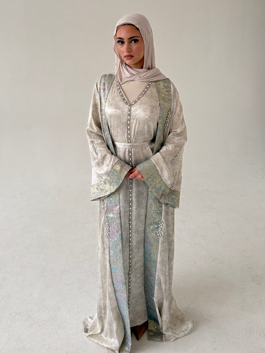 Ivory Diamond